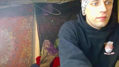 Snapshot of cguffey2284 chatting on 01.25.25 cguffey2284 online show from 01.25.25