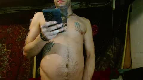 Snapshot of cguffey2284 chatting on 01.29.25 cguffey2284 online show from 01.29.25