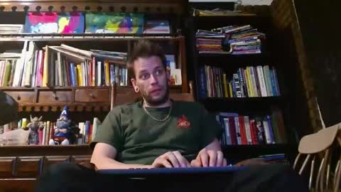 Snapshot of cguffey2284 chatting on 02.10.25 cguffey2284 online show from 02.10.25