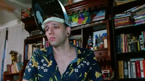 Snapshot of cguffey2284 chatting on 02.14.25 cguffey2284 online show from 02.14.25