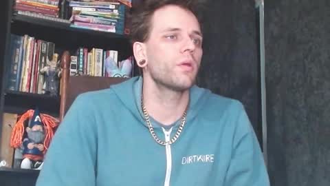 Snapshot of cguffey2284 chatting on 02.18.25 cguffey2284 online show from 02.18.25