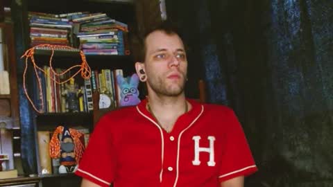 Snapshot of cguffey2284 chatting on 02.19.25 cguffey2284 online show from 02.19.25