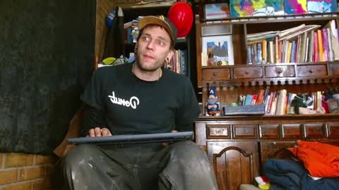 Snapshot of cguffey2284 chatting on 03.07.25 cguffey2284 online show from 03.07.25