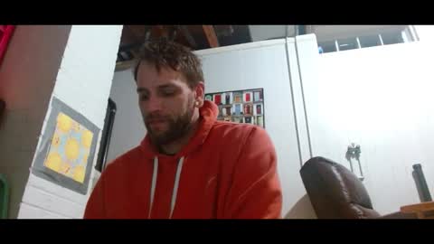 Snapshot of cguffey2284 chatting on 12.01.25 cguffey2284 online show from 12.01.25