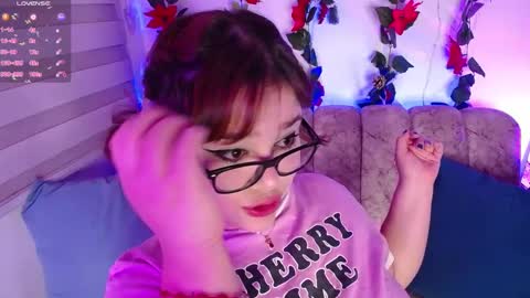 Snapshot of chaarlotte_1 chatting on 01.06.25 charlotte online show from 01.06.25