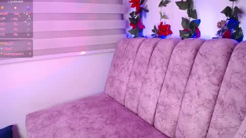 Snapshot of chaarlotte_1 chatting on 01.11.25 charlotte online show from 01.11.25