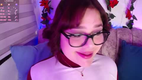 Snapshot of chaarlotte_1 chatting on 01.19.25 charlotte online show from 01.19.25