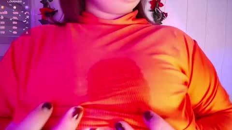 Snapshot of chaarlotte_1 chatting on 02.22.25 charlotte online show from 02.22.25