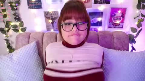 Snapshot of chaarlotte_1 chatting on 03.09.25 charlotte online show from 03.09.25