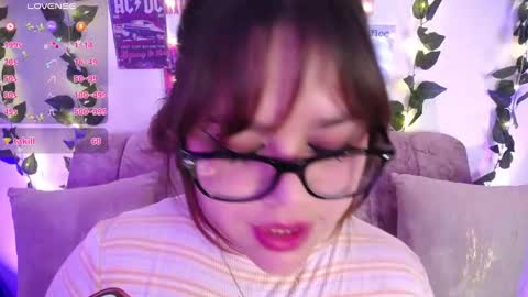 Snapshot of chaarlotte_1 chatting on 09.08.25 charlotte online show from 09.08.25