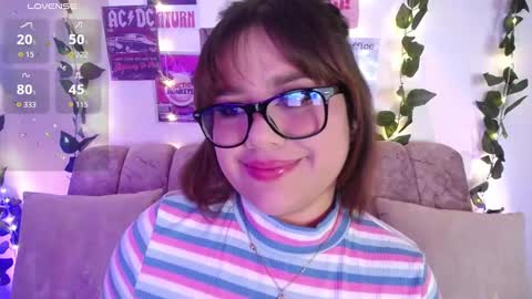 Snapshot of chaarlotte_1 chatting on 10.02.25 charlotte online show from 10.02.25