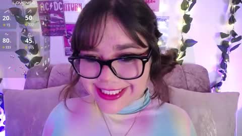 Snapshot of chaarlotte_1 chatting on 11.23.25 charlotte online show from 11.23.25