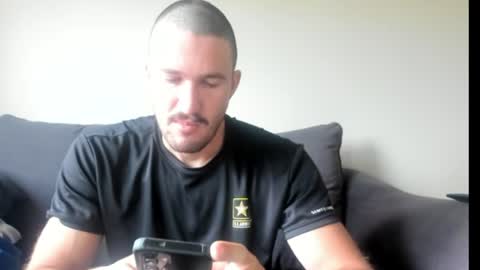 Snapshot of chadpowerz chatting on 06.22.26 Lydong online show from 06.22.26