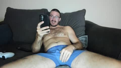 Snapshot of chadpowerz chatting on 07.01.26 Lydong online show from 07.01.26