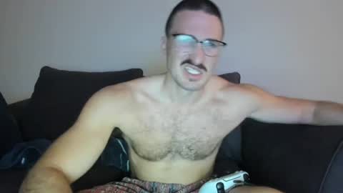 Snapshot of chadpowerz chatting on 07.02.26 Lydong online show from 07.02.26
