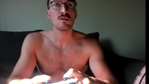Snapshot of chadpowerz chatting on 07.03.26 Lydong online show from 07.03.26