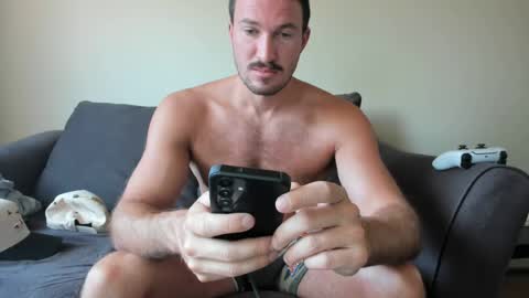 Snapshot of chadpowerz chatting on 07.20.26 Lydong online show from 07.20.26