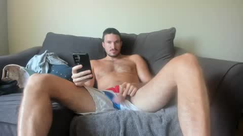 Snapshot of chadpowerz chatting on 07.24.26 Lydong online show from 07.24.26