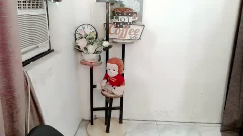 Snapshot of chakadal_xx chatting on 11.28.25 chakadal_xx online show from 11.28.25