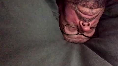 Snapshot of challe53 chatting on 11.24.25 challe online show from 11.24.25