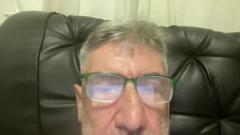 Snapshot of champsex305610 chatting on 04.21.26 champsex305610 online show from 04.21.26