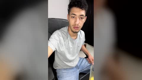 Snapshot of chandler_kenji chatting on 12.22.25 Kenji online show from 12.22.25