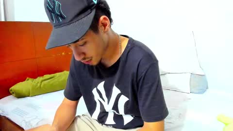 Snapshot of chandler_kenji chatting on 12.23.25 Kenji online show from 12.23.25