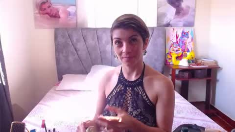 Snapshot of chanel_joliee chatting on 12.03.25 chanel online show from 12.03.25