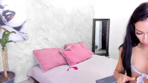    online show from 11.30.25