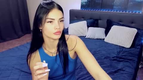 Snapshot of chaneljem chatting on 10.27.25 chaneljem online show from 10.27.25