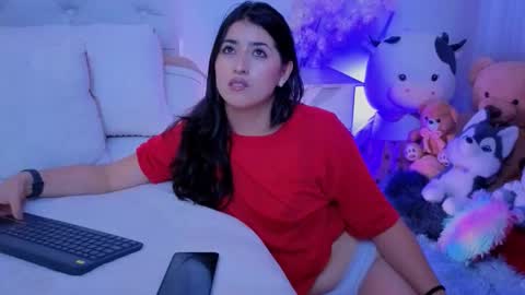 Snapshot of chanellgv chatting on 11.29.25 Chanell online show from 11.29.25