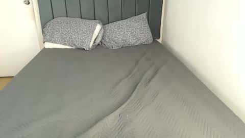 Snapshot of chanelsexyy chatting on 02.04.25 Viviana 3 online show from 02.04.25