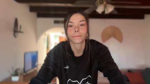 Snapshot of channel022 chatting on 03.09.26 Channel 22 online show from 03.09.26