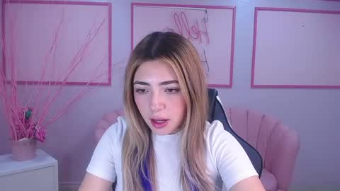 channel_blonde_a online show from 12.21.24