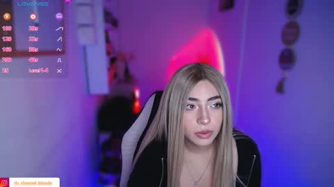 Snapshot of channel_blonde_a chatting on 02.12.26 channel_blonde_a online show from 02.12.26