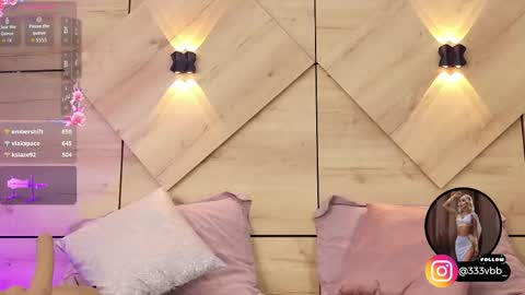 Snapshot of channelcrawford chatting on 01.05.26 ChannelCrawford online show from 01.05.26