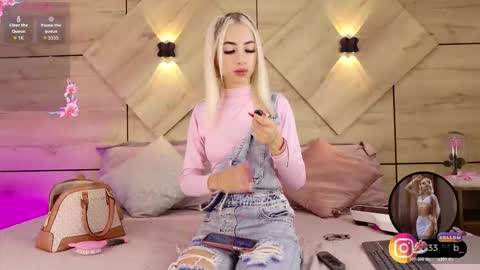 Snapshot of channelcrawford chatting on 01.15.26 ChannelCrawford online show from 01.15.26