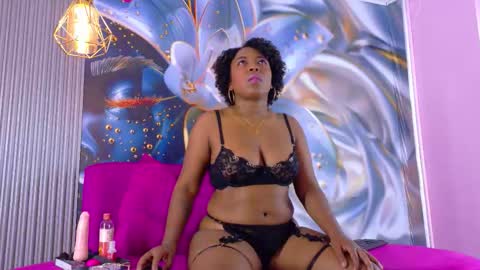 Snapshot of channelcroix chatting on 11.15.25 channelcroix online show from 11.15.25