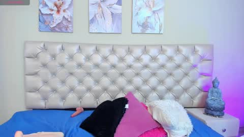 Snapshot of channeljonson chatting on 03.11.25 Channel online show from 03.11.25