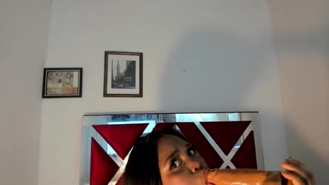 Snapshot of channellross chatting on 03.06.25 Chanell online show from 03.06.25