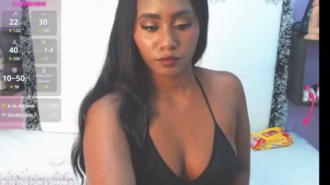 Snapshot of chantalblair chatting on 12.20.24 Chantal Blair online show from 12.20.24