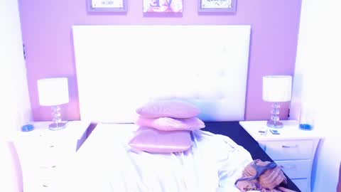 Snapshot of chantalblair chatting on 02.07.25 Chantal Blair online show from 02.07.25