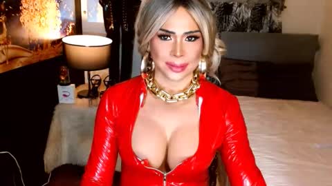 Snapshot of charismatic_apple chatting on 03.20.26 charismatic_apple online show from 03.20.26