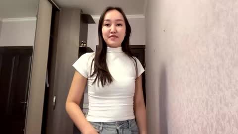 Mia online show from 03.13.26