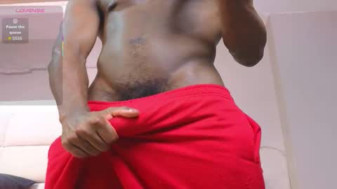 Snapshot of charlesbrown_ chatting on 10.25.25 charlesbrown_ online show from 10.25.25