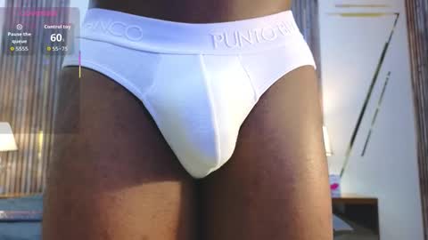 Snapshot of charlesbrown_ chatting on 11.03.25 charlesbrown_ online show from 11.03.25