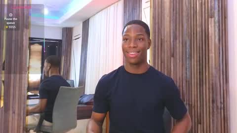 Snapshot of charlesbrown_ chatting on 11.07.25 charlesbrown_ online show from 11.07.25