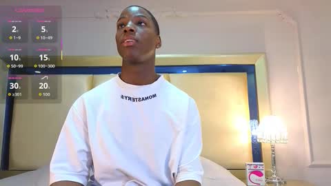 Snapshot of charlesbrown_ chatting on 11.26.25 charlesbrown_ online show from 11.26.25