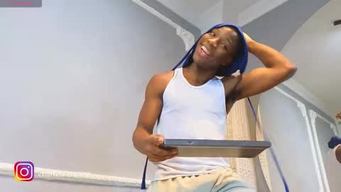 Snapshot of charlesbrown_ chatting on 12.05.25 charlesbrown_ online show from 12.05.25