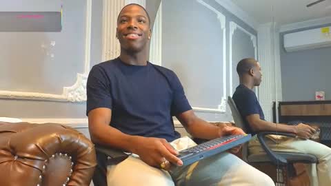 Snapshot of charlesbrown_ chatting on 12.22.25 charlesbrown_ online show from 12.22.25